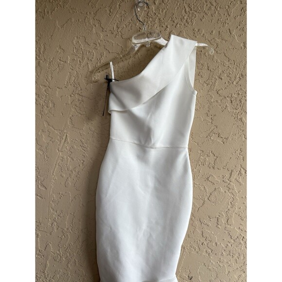 Luxury NWT One Shoulder White XS Ruffled Flounced Hem Sultry Stretch Look - Picture 1 of 10